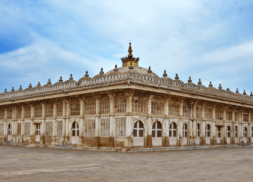 Gujarat Odyssey: A 5-Day Journey Through Heritage, Spirituality, and Wildlife